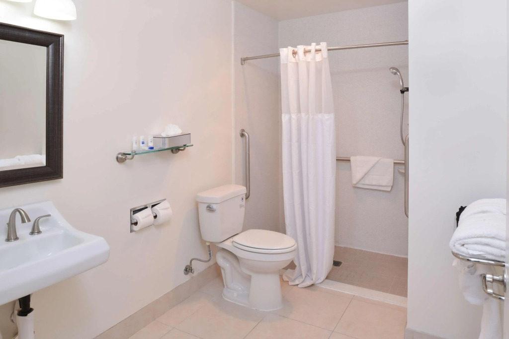 Best Western Plus LA Mid-Town Hotel