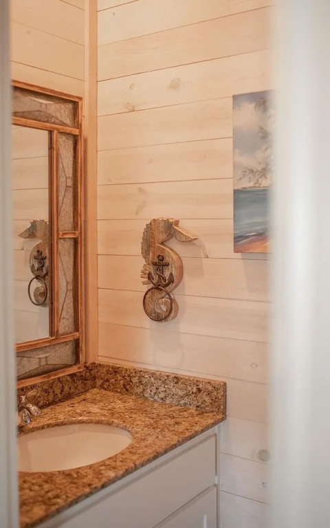 Birds Of A Feather 3 Bedroom Townhouse