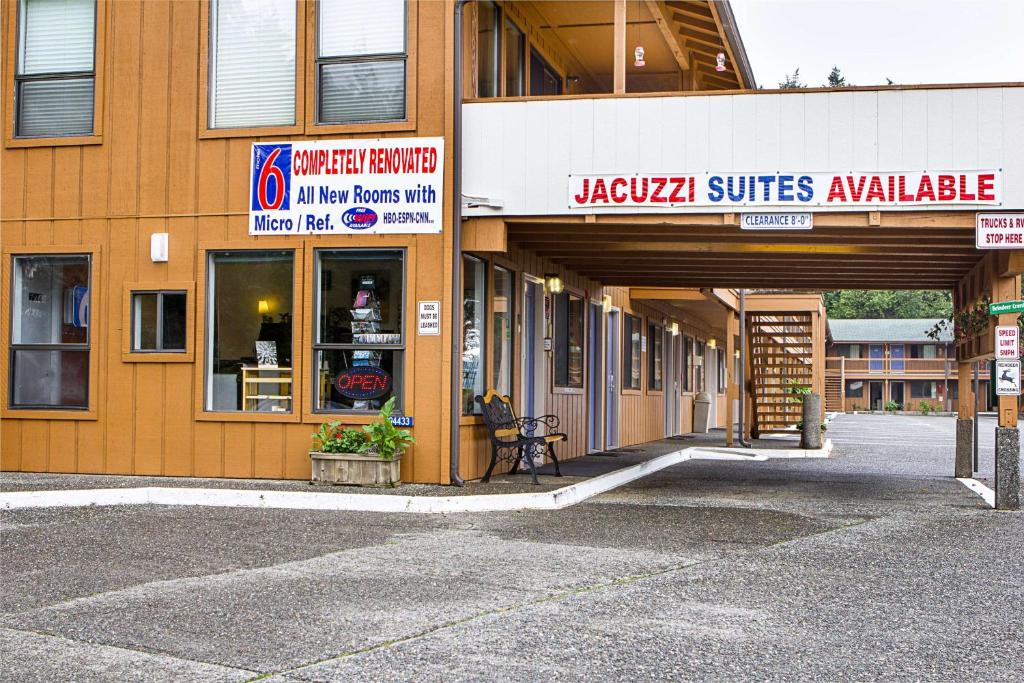 Motel 6 Gold Beach