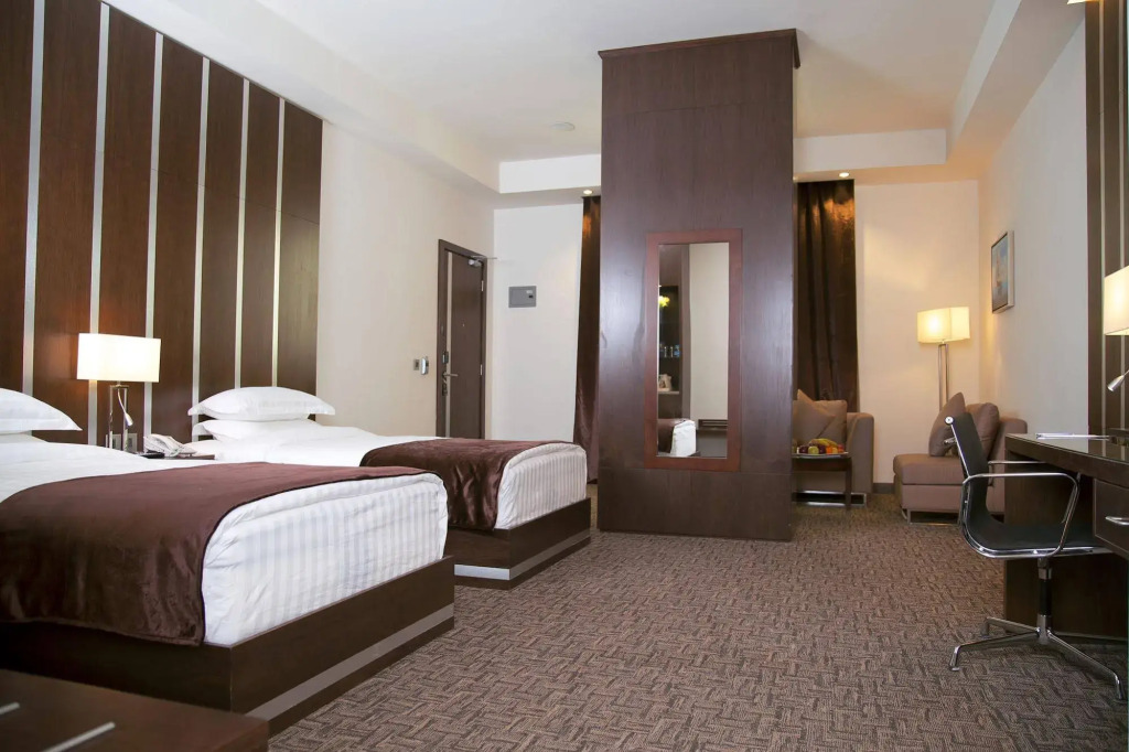 Sulaf Luxury Hotel