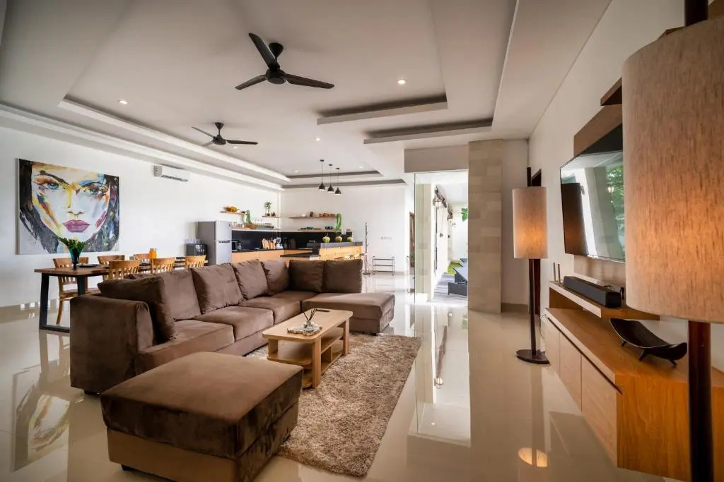 AV Villa Selina