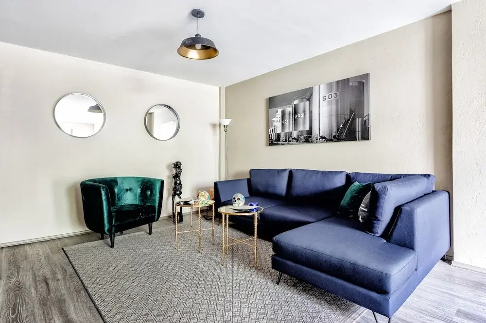 Bright & Stylish in Roma Condesa , Sleeps 7