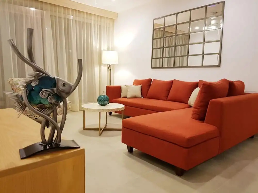Cute 1 BR in amazing location by Happy Address