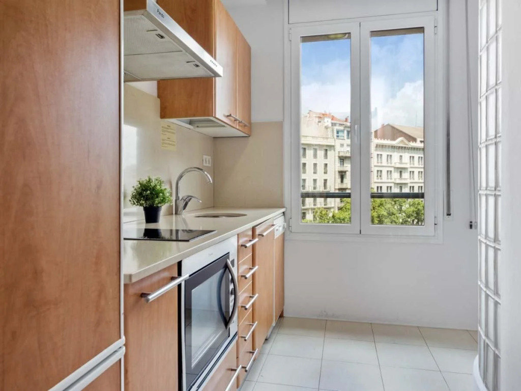 Fisa Rentals Gran Via Apartments