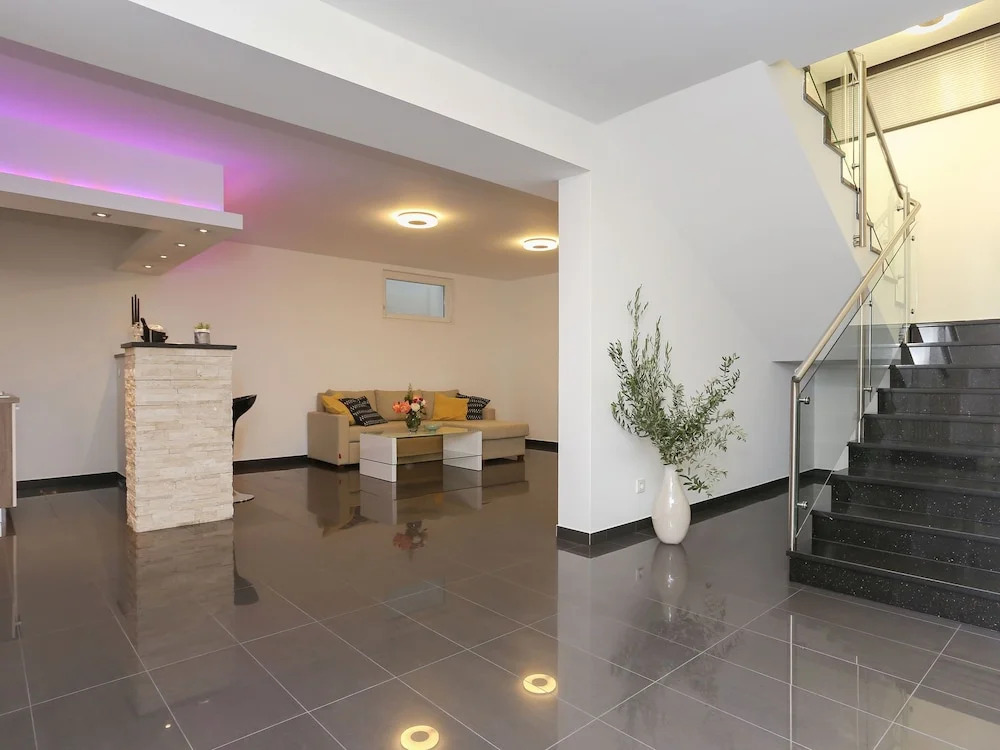 Plush Villa in Trogir With Sauna & Whirlpool