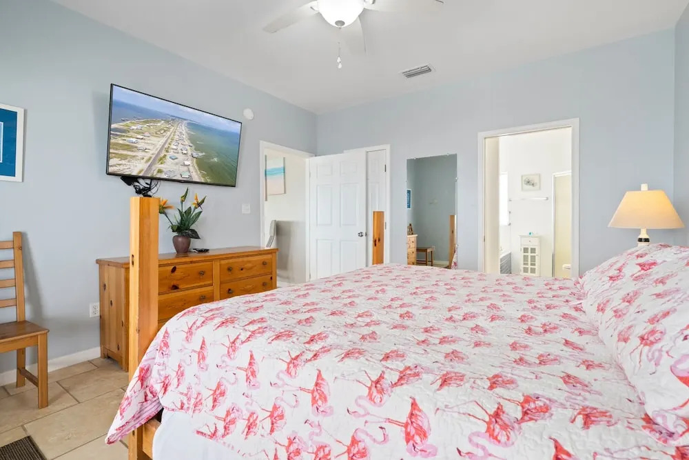 Marisol - Pet Friendly And Gulf Front! Enjoy The Large Deck With Amazing Views! 3 Bedroom Home by RedAwning
