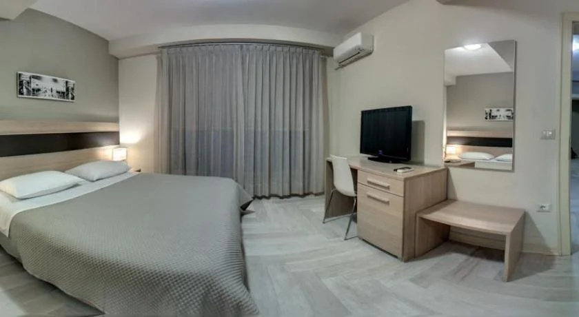 Hotel Oresti Center
