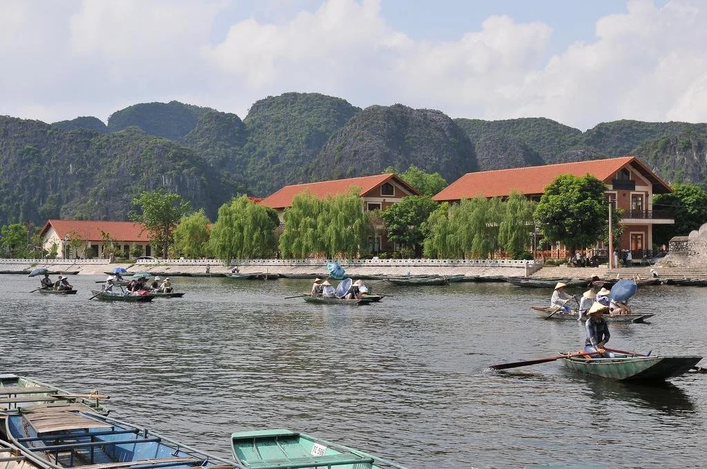Tam Coc La Montagne Resort & Spa Ninh Binh