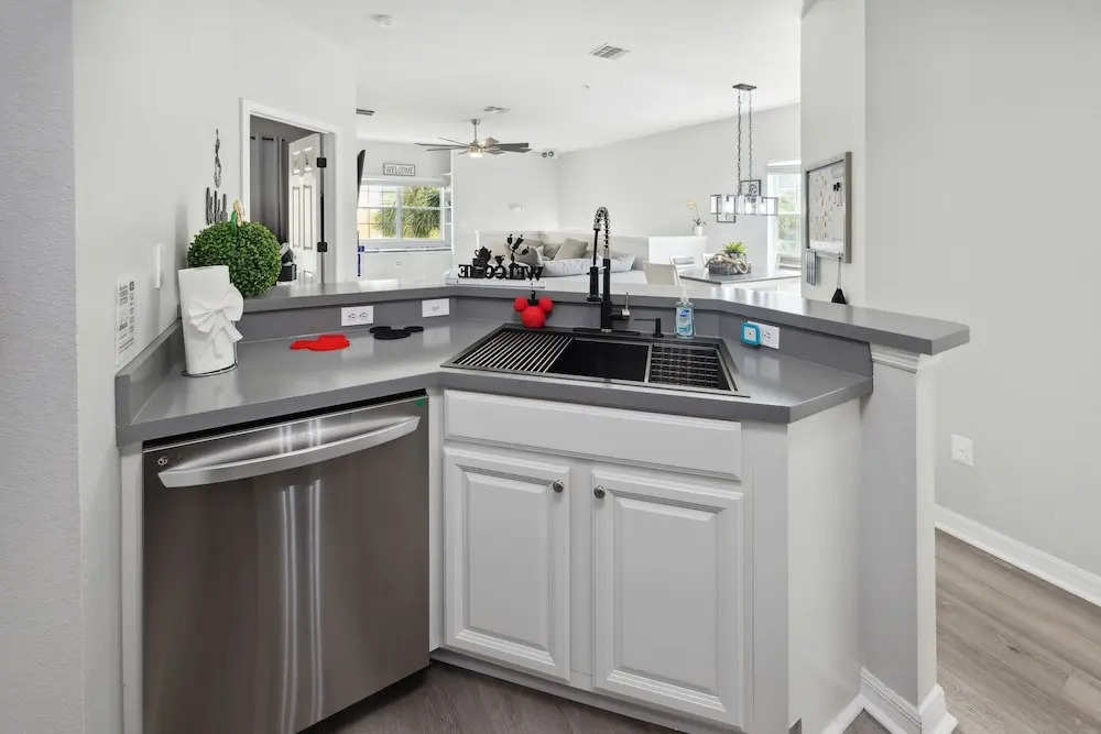 Amazing Disney Themed Oasis 3br Near Parks 3 Bedroom Townhouse by RedAwning