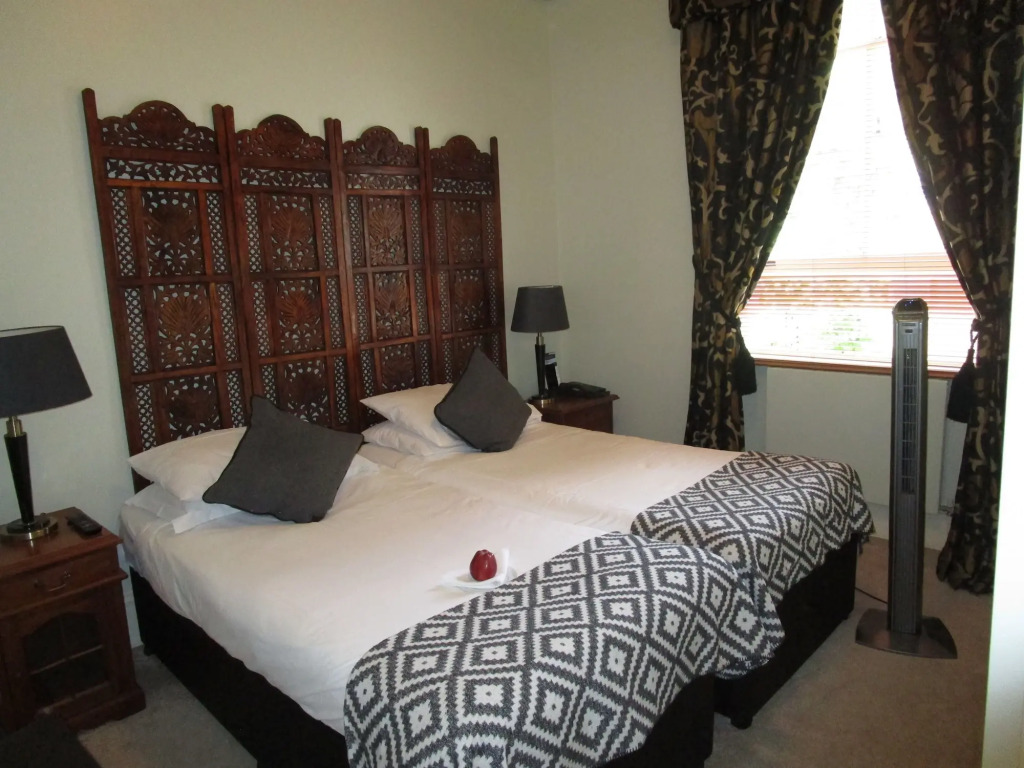 Twenty Nevern Square Hotel