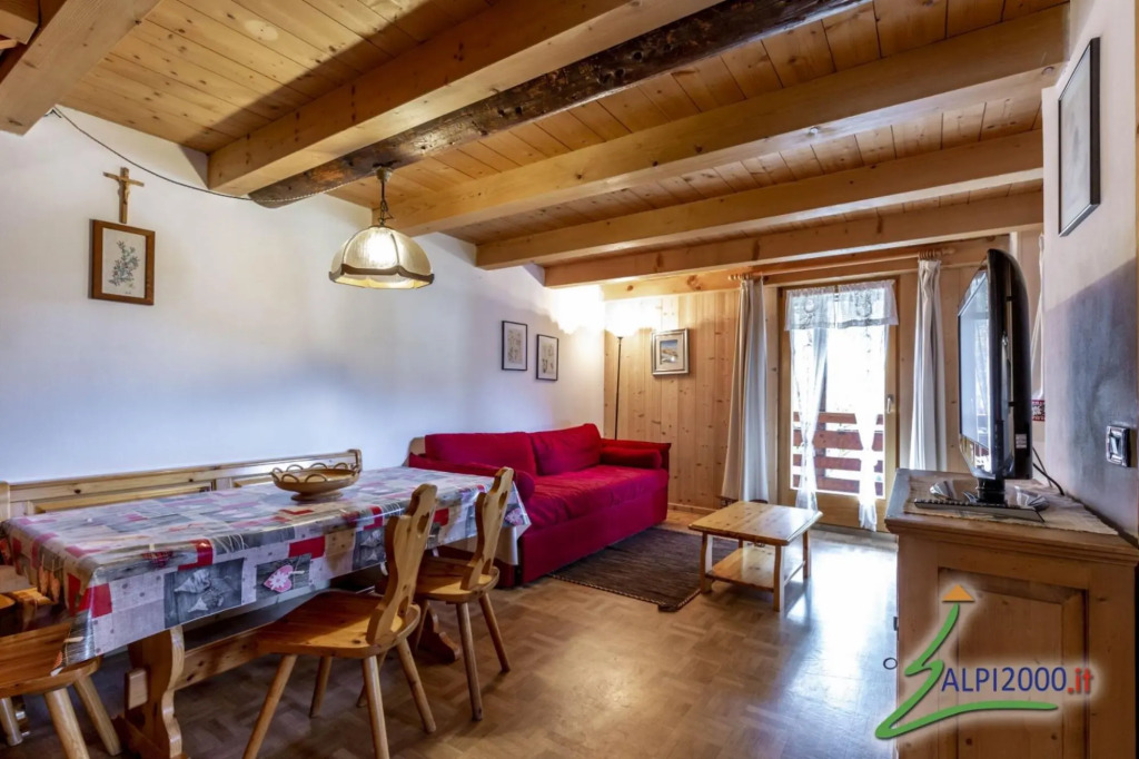 Faber, Three Room Apartment. -360 Faber