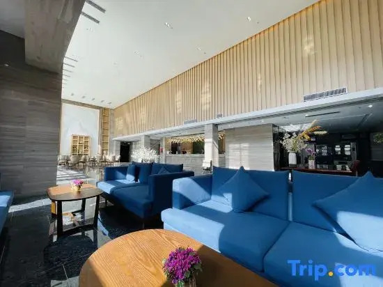 Penglai Culture and Tourism Jincheng Grand Hotel