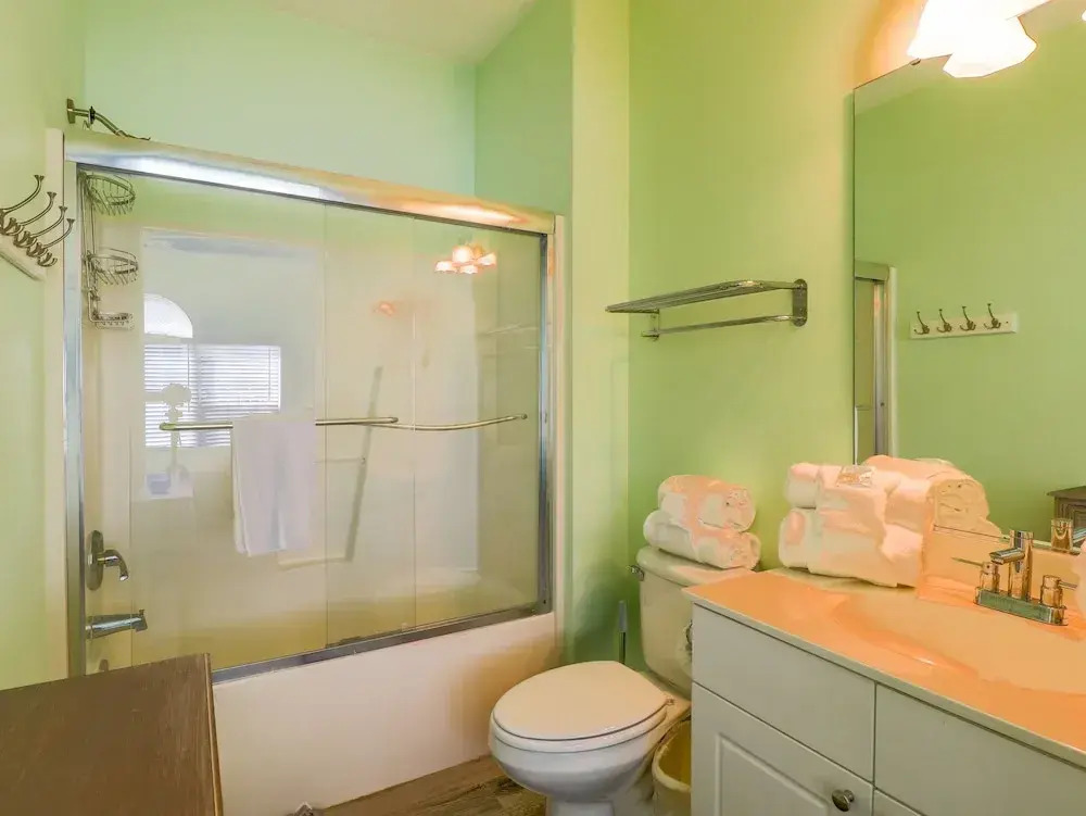 Cypress Bend #913 2 Bedrooms 2 Bathrooms Condo