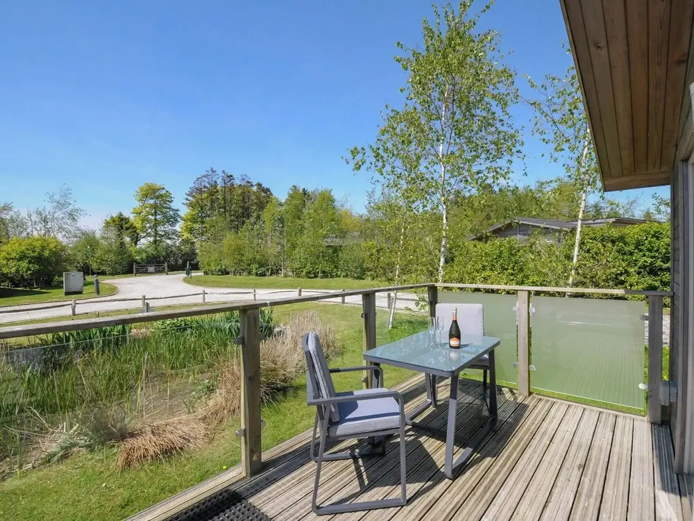 11 Meadow Retreat