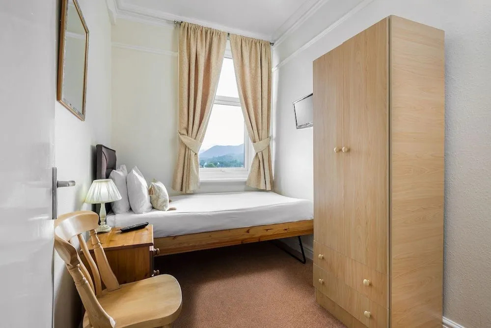 Lincoln Guest House
