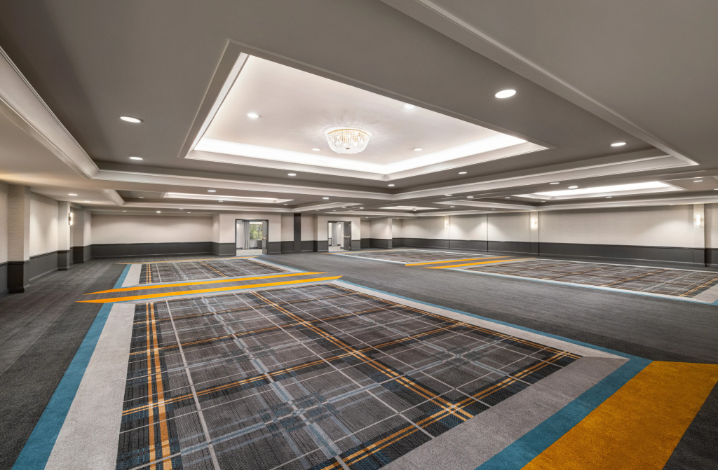 Crowne Plaza Louisville Airport Expo Ctr by IHG