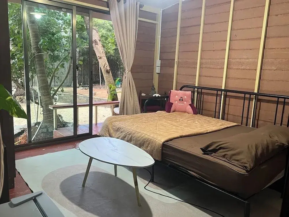 Smiley Bungalows Guesthouse