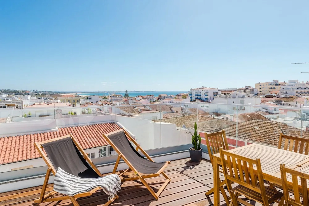 Casa Amendoeira - Fabulous Restored Townhouse in Lagos Old Town With Panoramic Roof Terrace