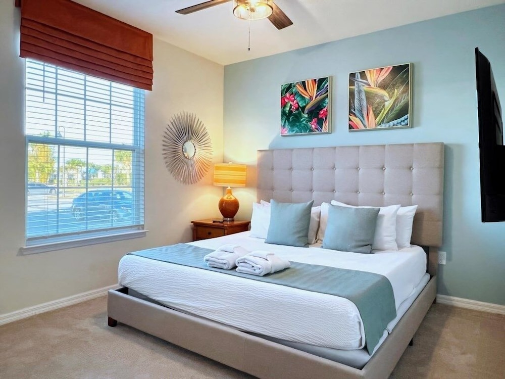 Fabulous 5bd Family Townhome With Splash Pool-726g 5 Bedroom Townhouse