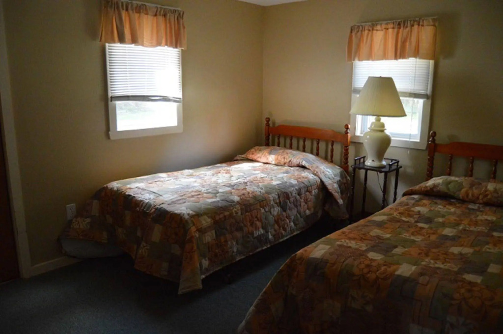 Kennebunk Gallery Motel and Cottages