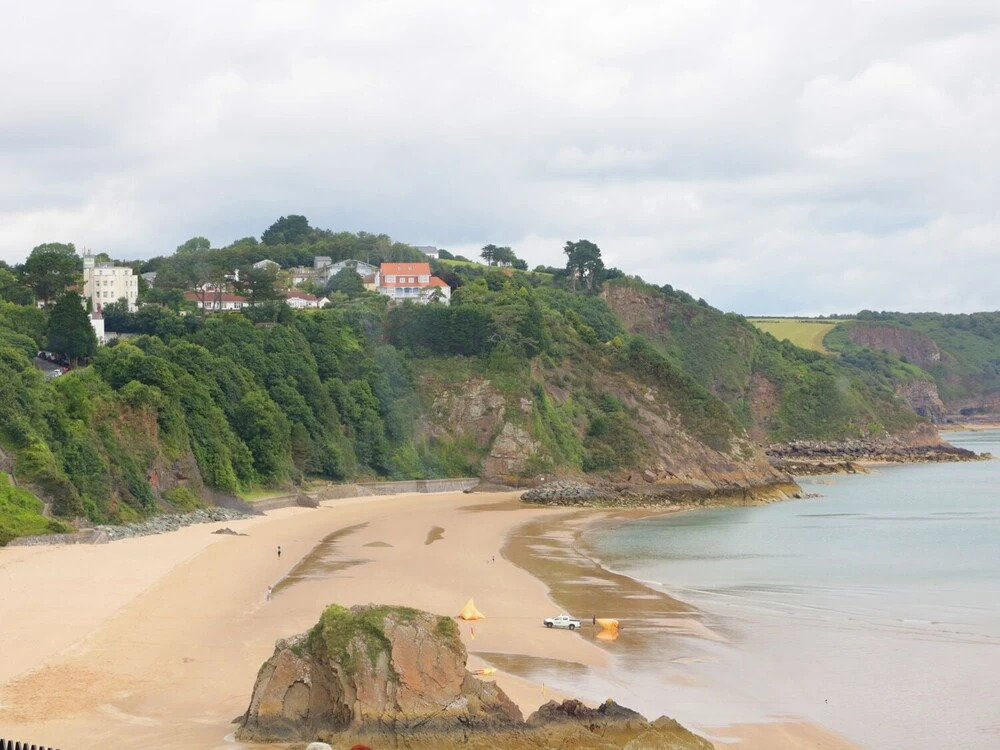 1 Beachtop Court