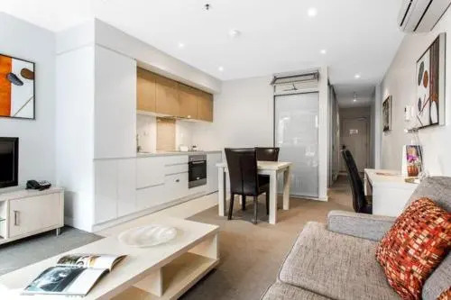 Bliss at Balfours-Heart of the CBD - Wifi - Nespresso - Netflix