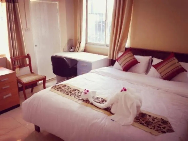 Zhong Hua Inn