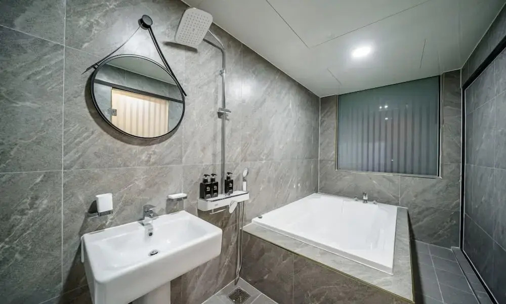 G7 Hotel