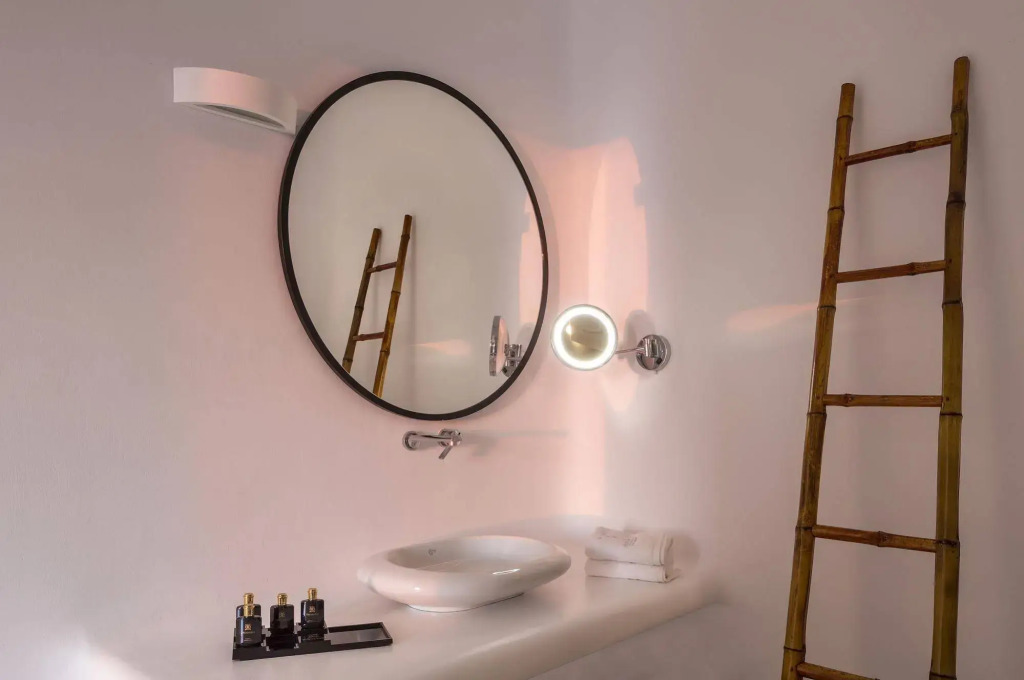 Colours of Mykonos Luxury Residences & Suites