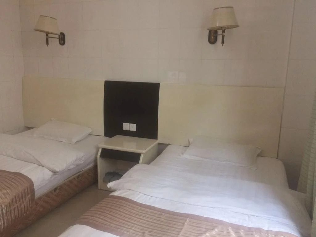 Hua Xing Hotel