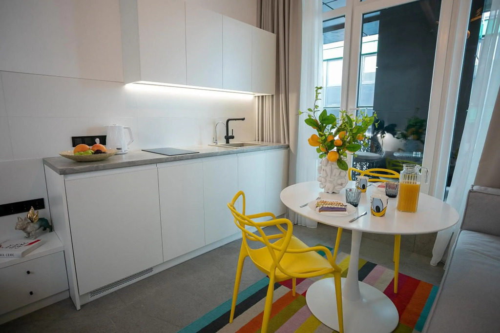 Twin studio apartments in the center near Most City