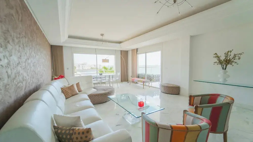 Infinity View Spacious 3 bd With Lake View