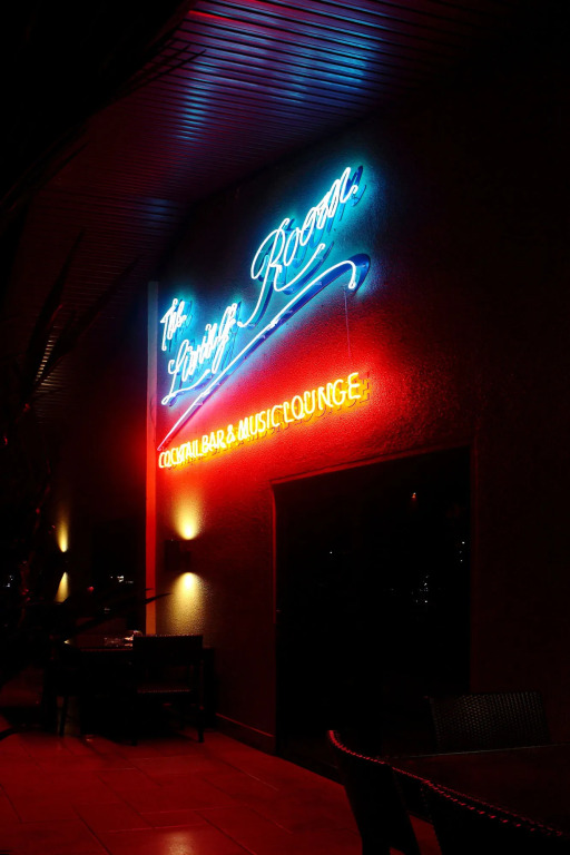 Queens Hotel Angeles City