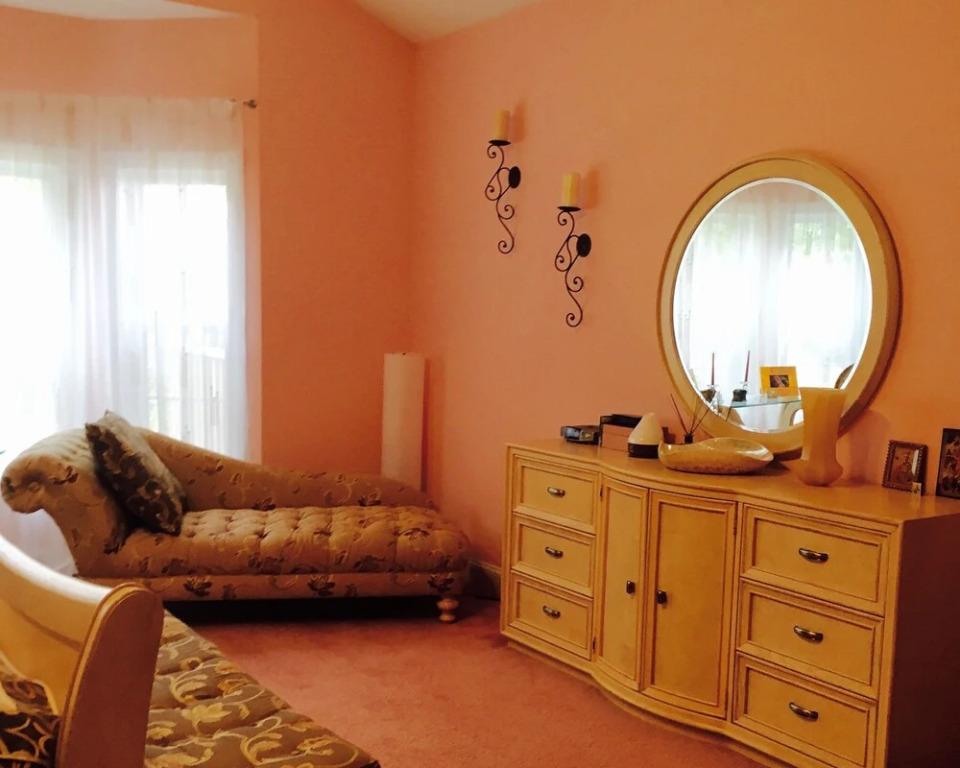 Luxury 3 BR home 1 Block from the Beach