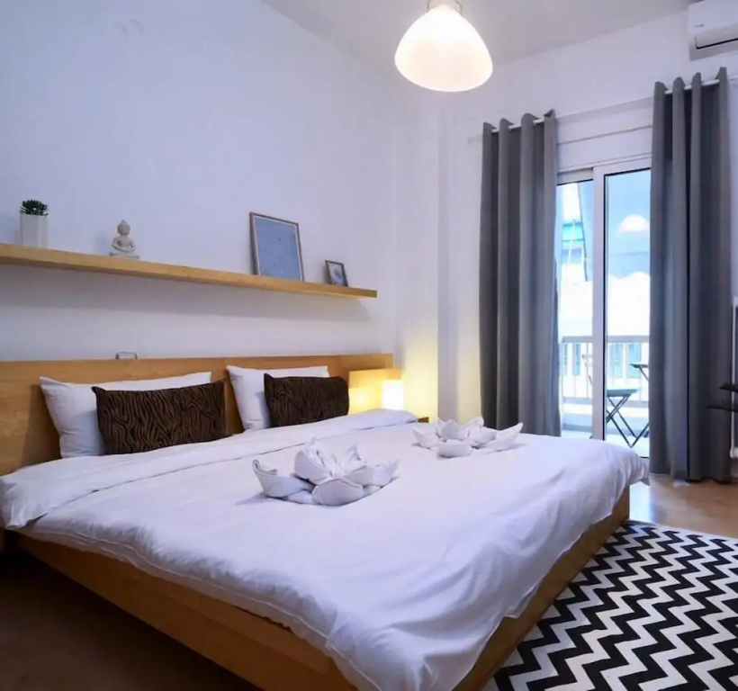 New Apartment in the heart of Koukaki Orlof str