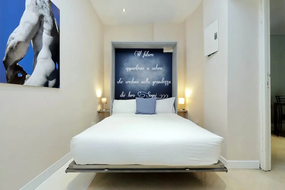 Spanish Steps Modern Apartment Balcony