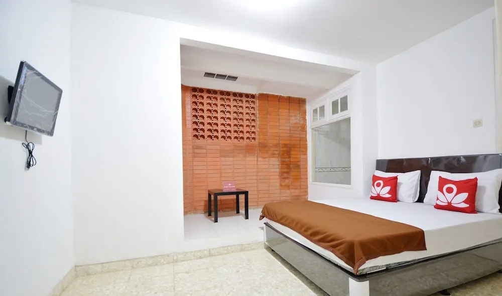 ZEN Rooms Kemang G17 Syariah