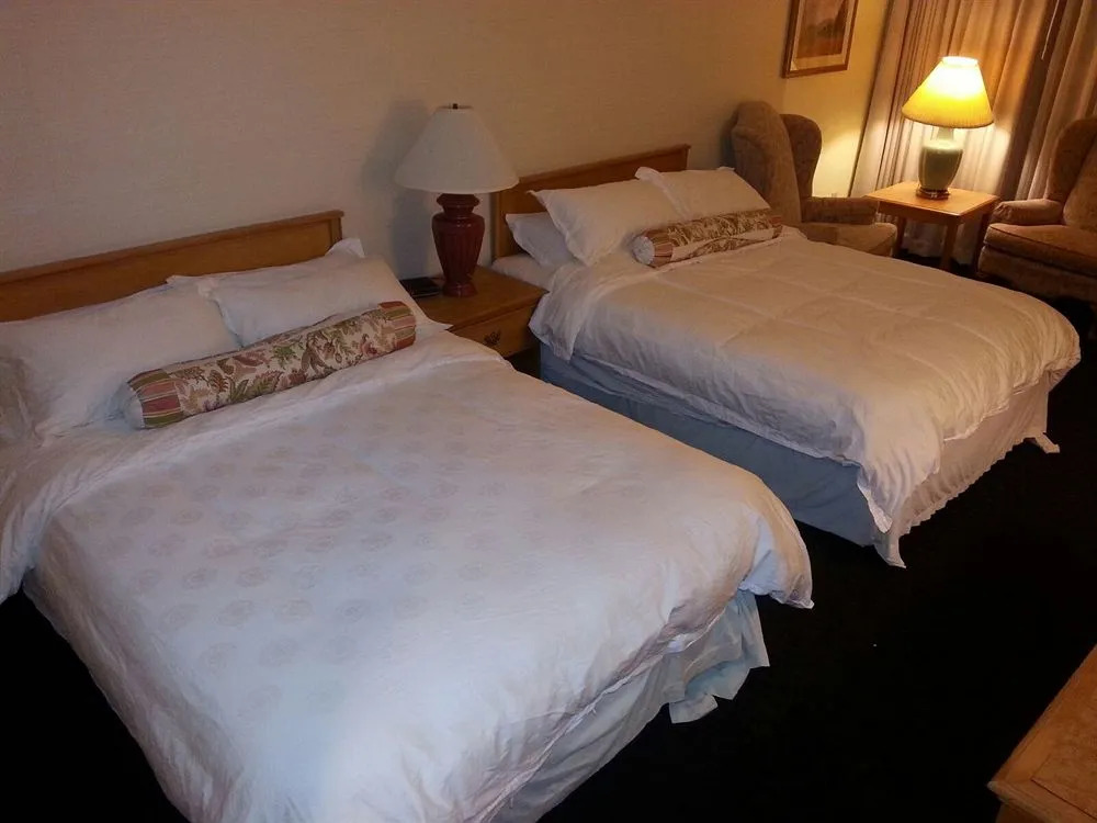 Totem Lake Hotel