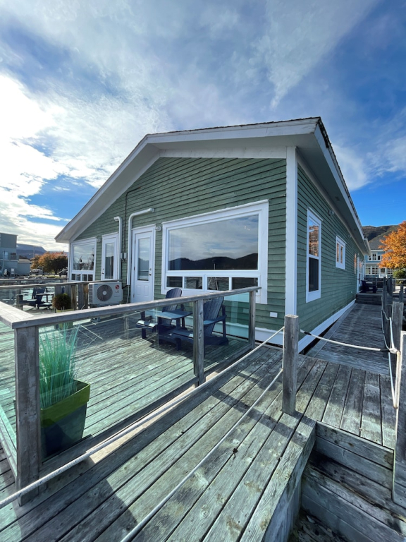 Seaside Suites