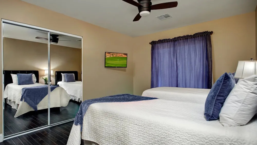 Resort-like w/ Tennis, Bocci, Golf & Games Galore!