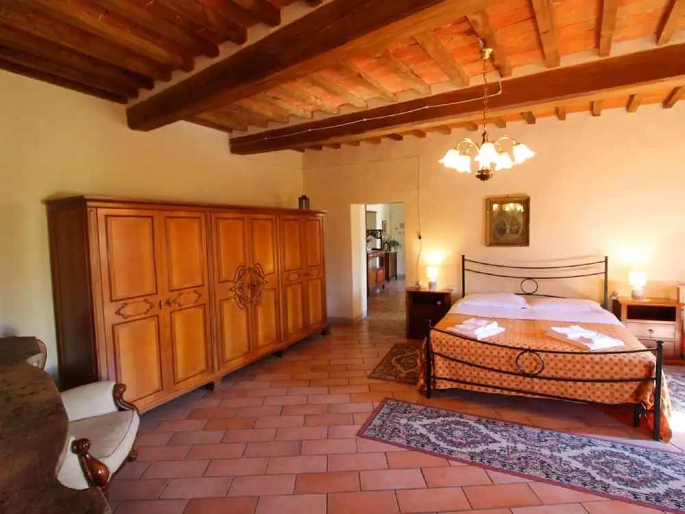 Villa in Tuscany With Pool and Valley Views