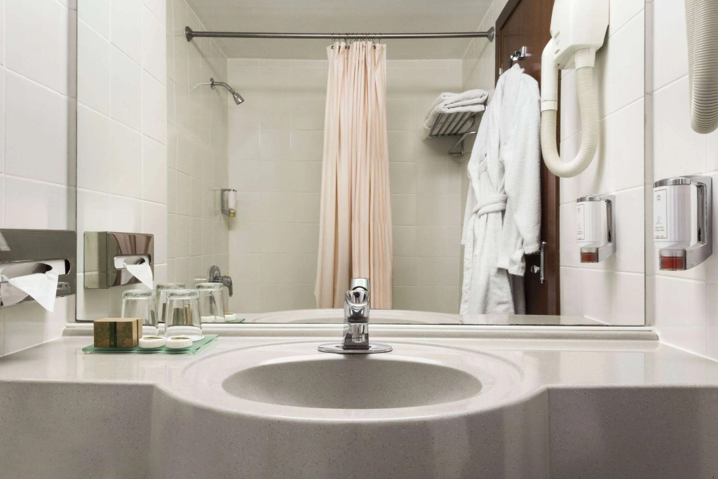 Ramada by Wyndham Bucharest Parc Hotel
