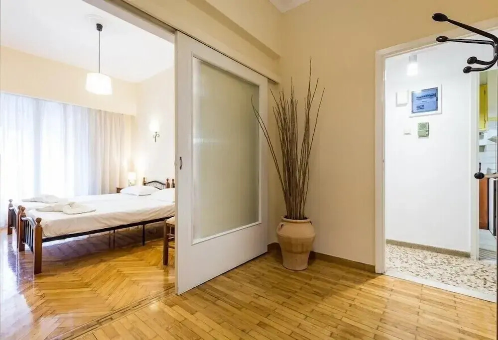 Spacious apartment with 3 bedrooms in City Center