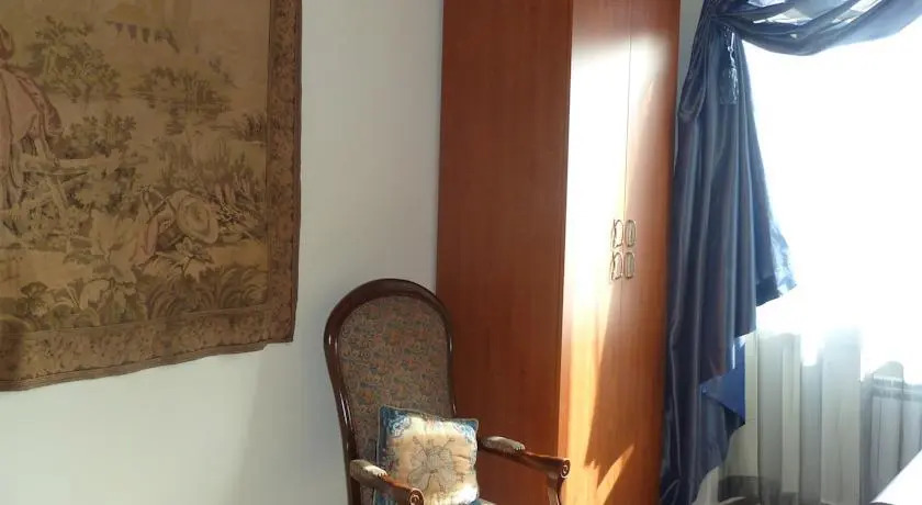 Dimora Luminosa Apartment