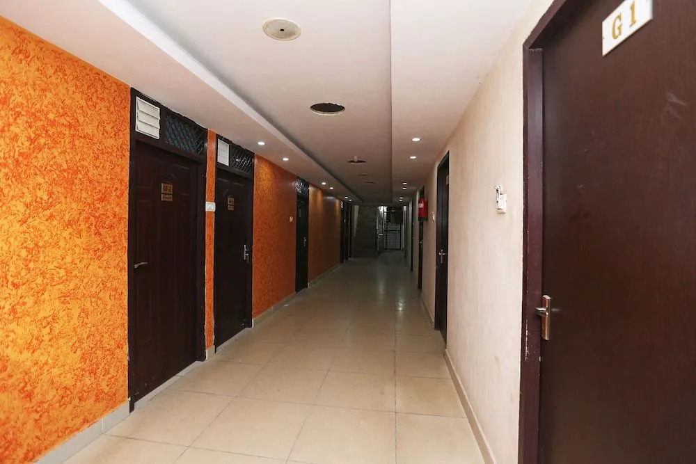 OYO 19192 Hotel New Metro
