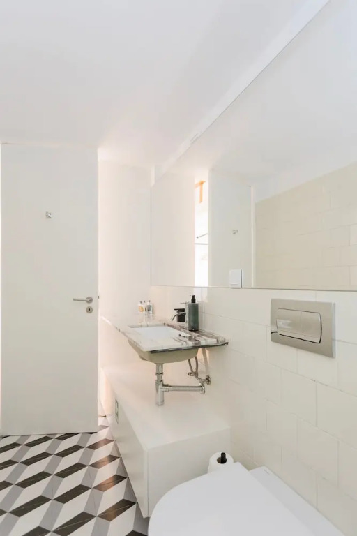Liiiving in Porto - Mezzanine Delight Apartment