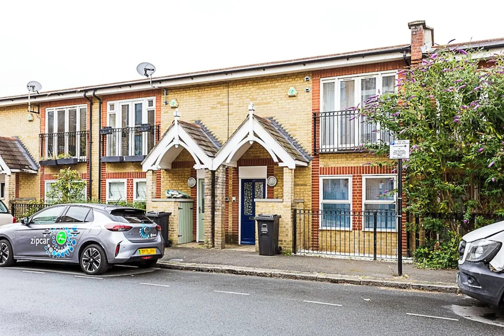 Light and Airy Upside Down House in Boho Hackney
