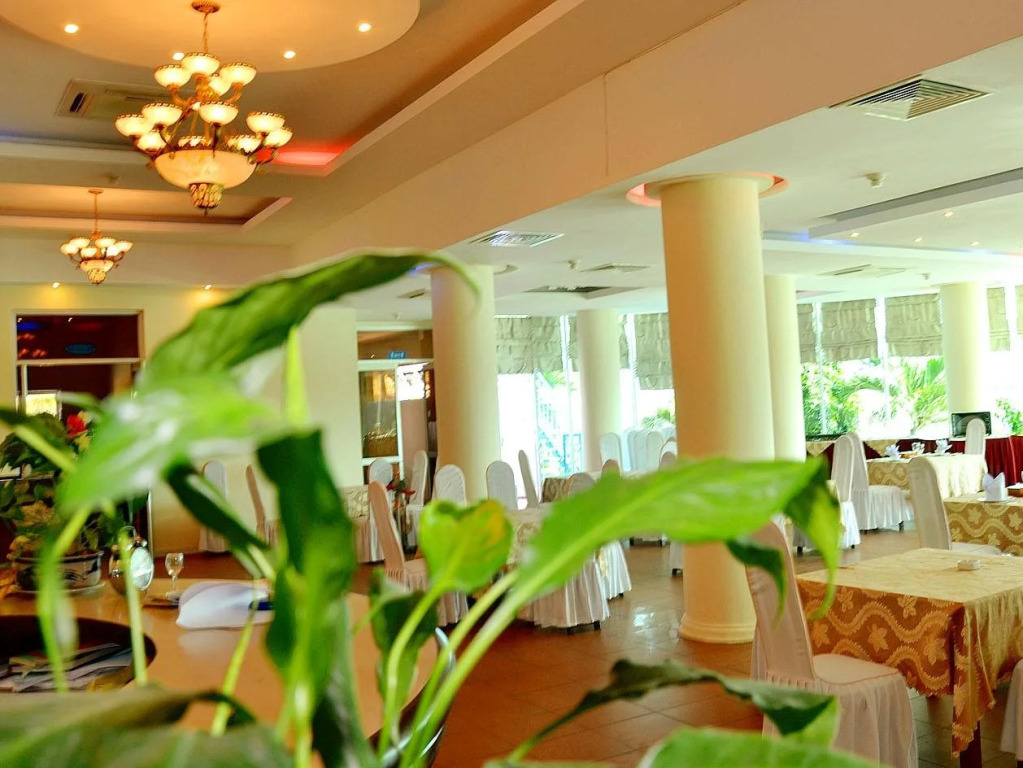 My Tra Riverside Hotel