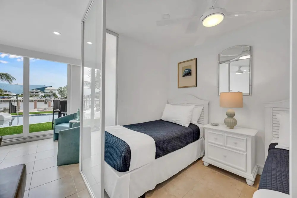 Suite by Beach Waterfront Lago Key Three, Fort Lauderdale