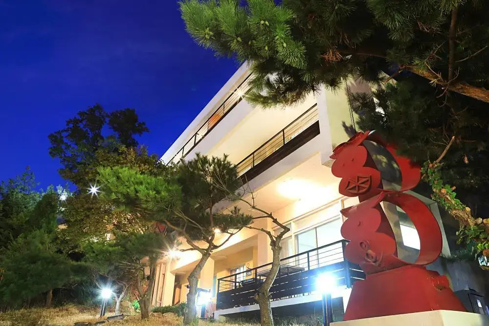 Ganghwado Happyvilly Pension